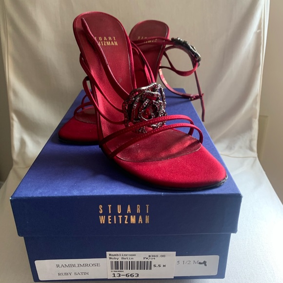 Stuart Weitzman “Ramblin Rose” heels in ruby red satin with matching brooch. - Picture 2 of 5
